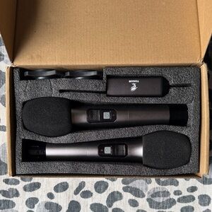 TONOR Dual Black Wireless Microphone Set